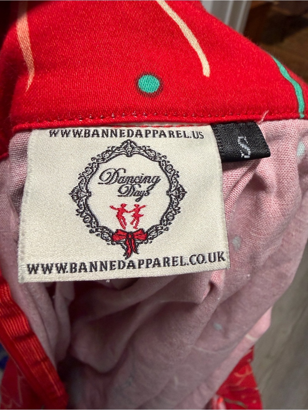 Banned Apparel Dancing Days Red Party Cat Swing Skirt S - Picture 3 of 3